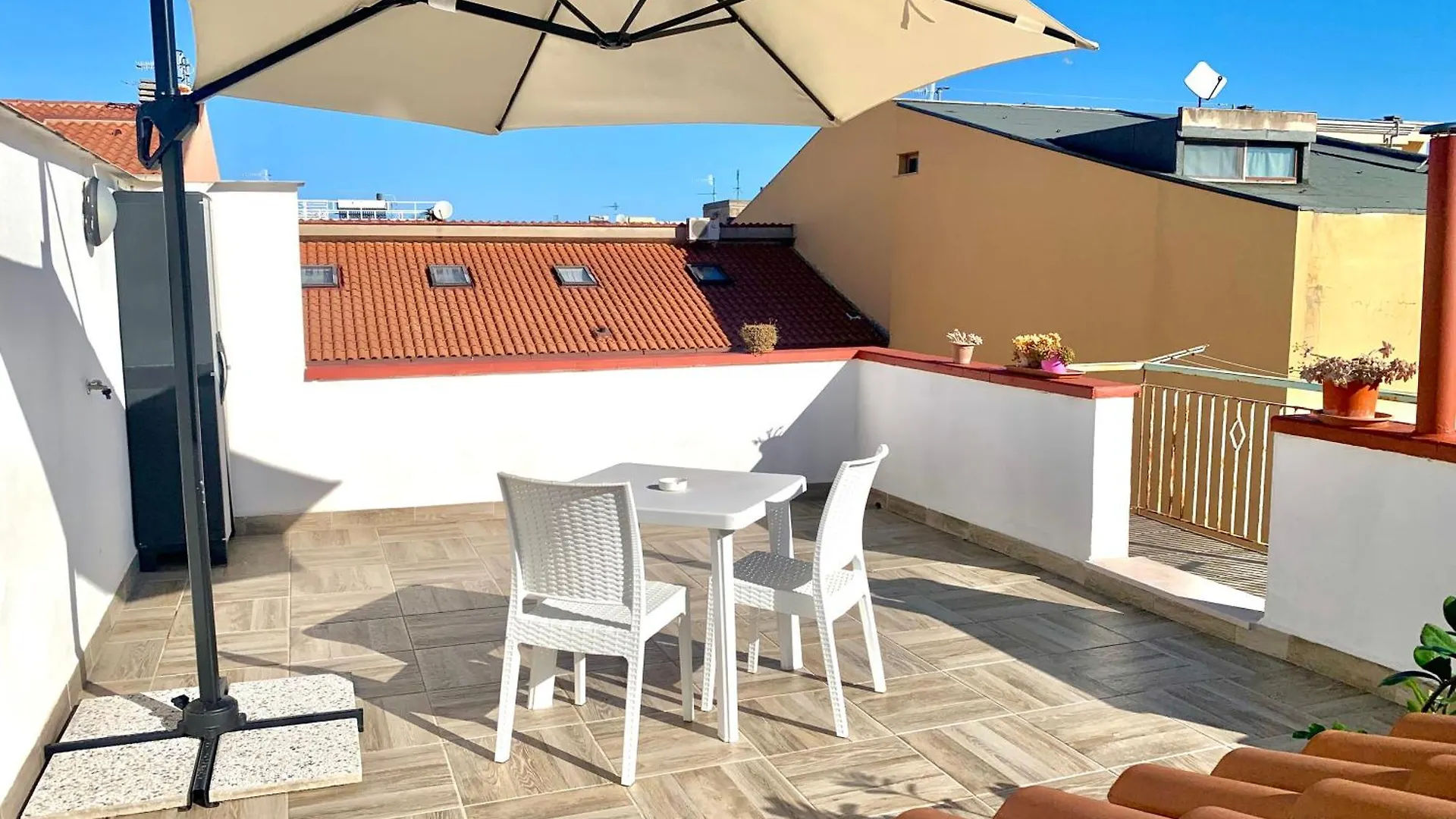 Apartamento Casa Rosello - Con Terrazza - Due Passi Dal Centro Sassari Italia
