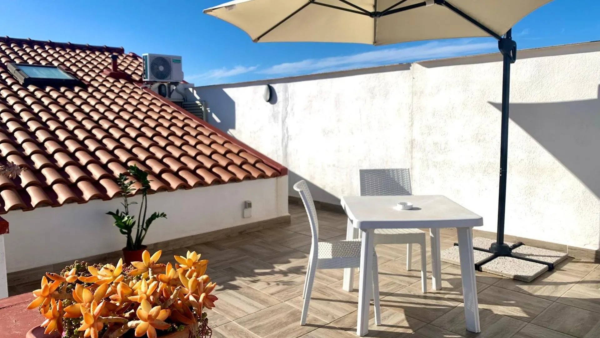 Apartamento Casa Rosello - Con Terrazza - Due Passi Dal Centro Sassari